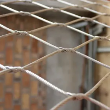 Сетка нержавеющая тросовая с параллельным узловым креплением и ромбической ячейкой Н5 7х7 AISI 316 40х69х2 мм