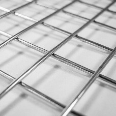 Сетка сварная нержавеющая квадратная в рулонах 12Х18Н9 25х25х3 мм ТУ 1276-001-38279335-2012